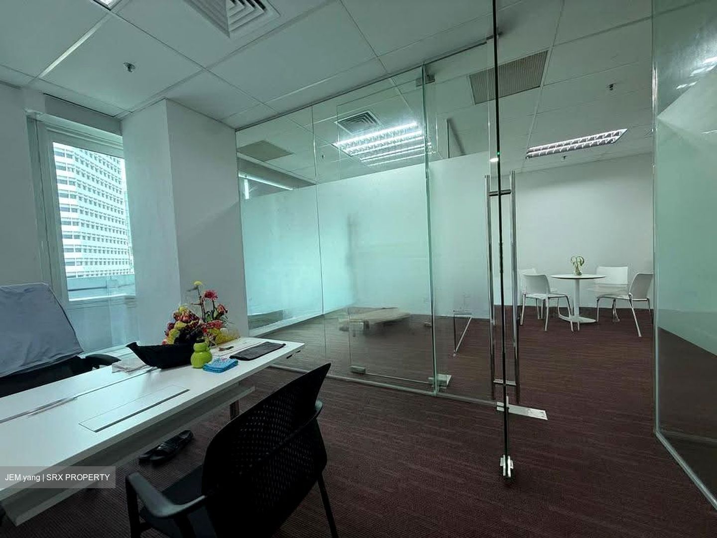 Sunshine Plaza (D7), Office #636263901